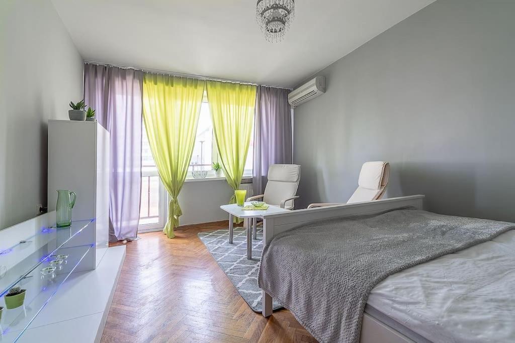 Central Station Gold Street Apartment Varsovia Exterior foto