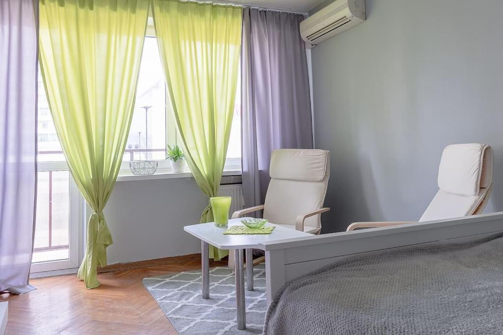 Central Station Gold Street Apartment Varsovia Exterior foto